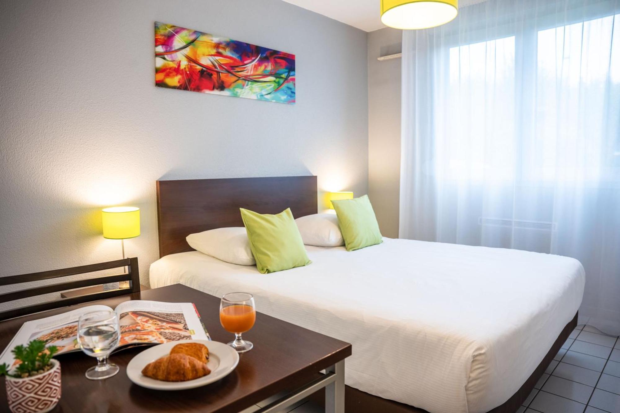 Comfort Aparthotel Besancon La City Bagian luar foto