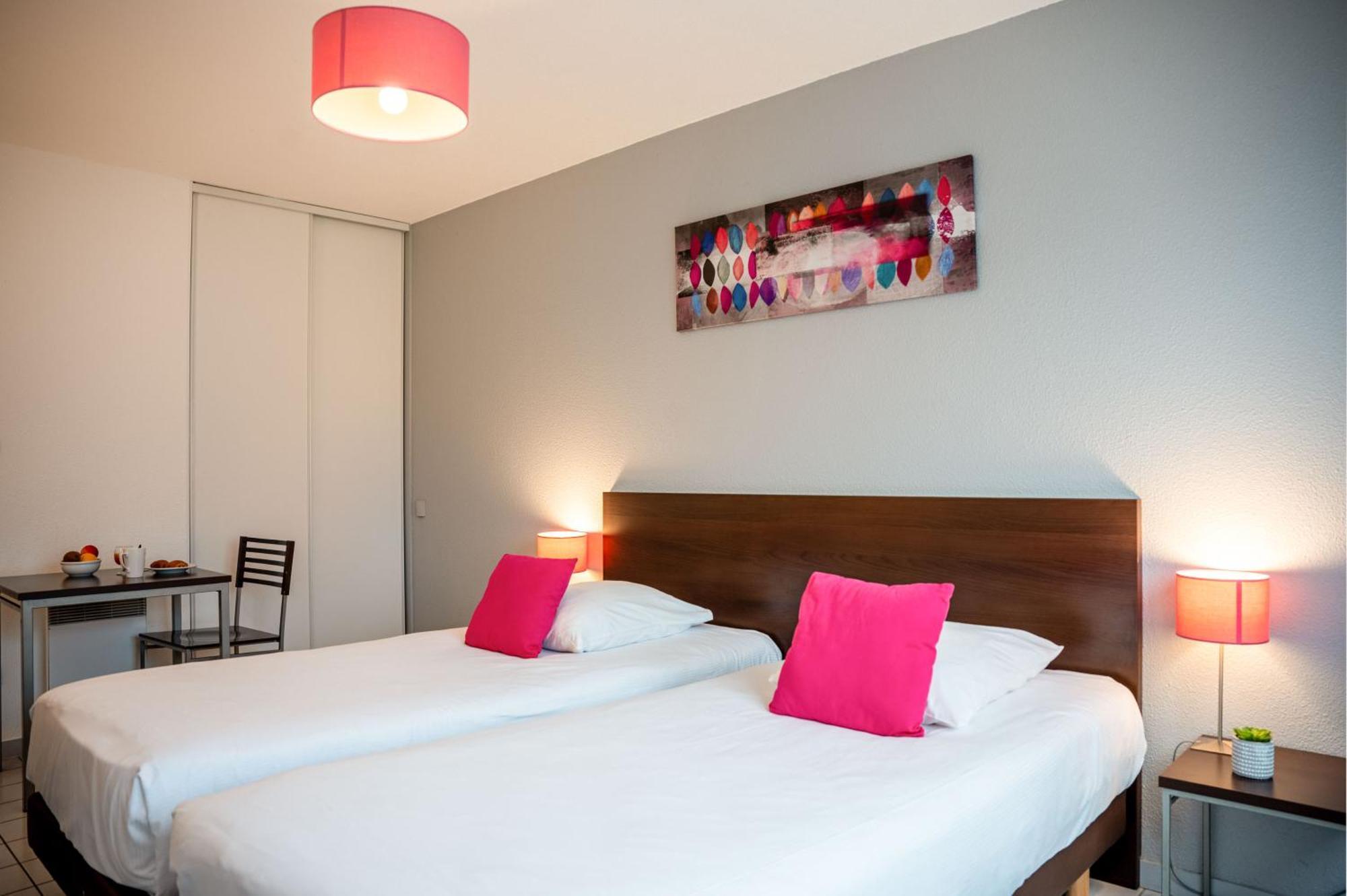 Comfort Aparthotel Besancon La City Bagian luar foto