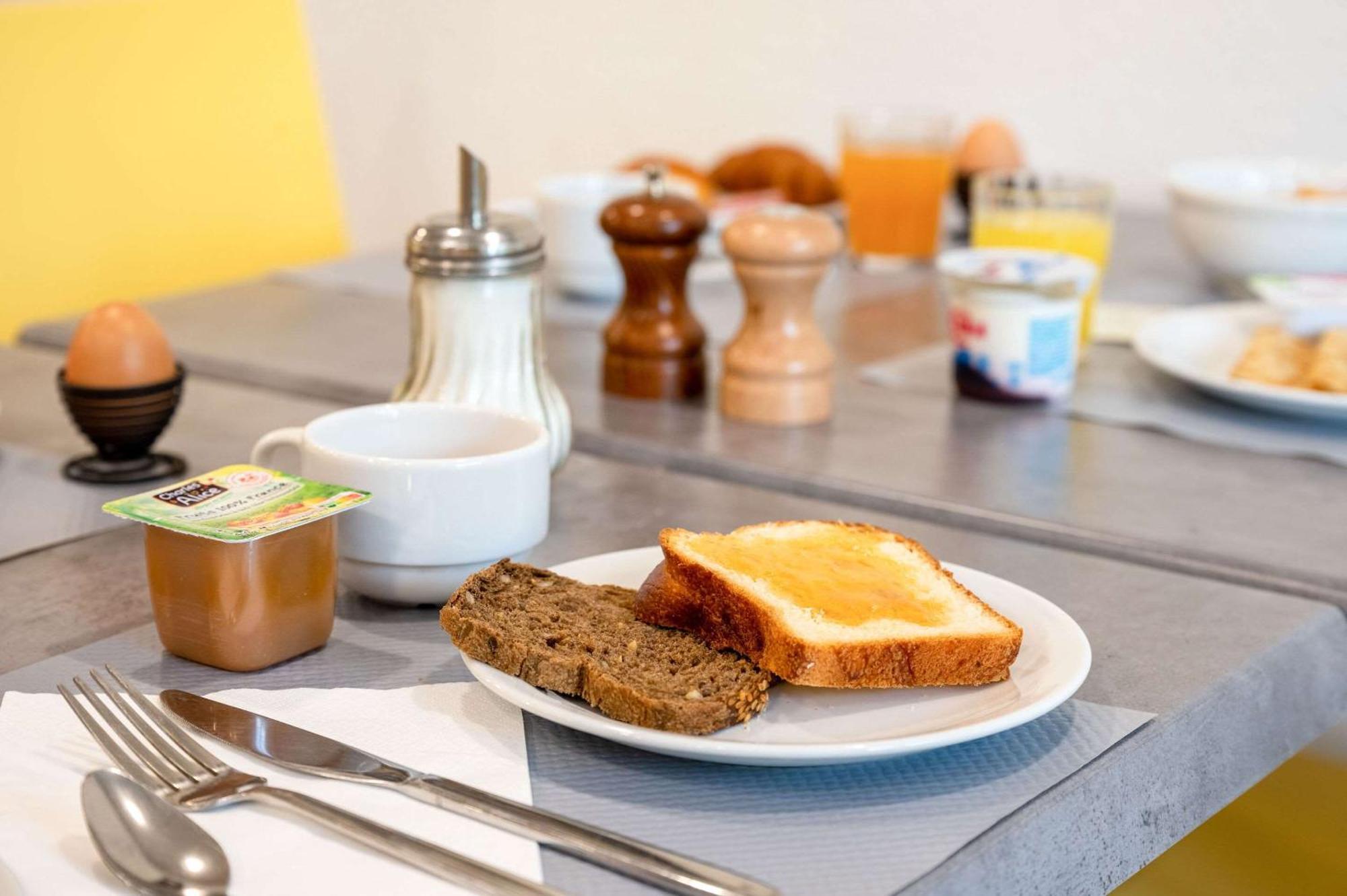 Comfort Aparthotel Besancon La City Bagian luar foto