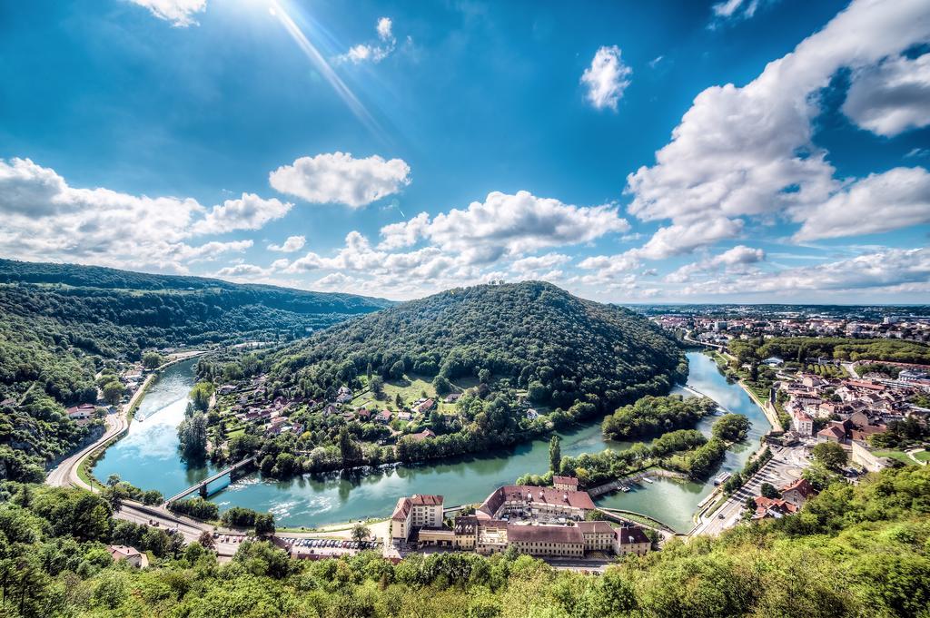 Comfort Aparthotel Besancon La City Bagian luar foto