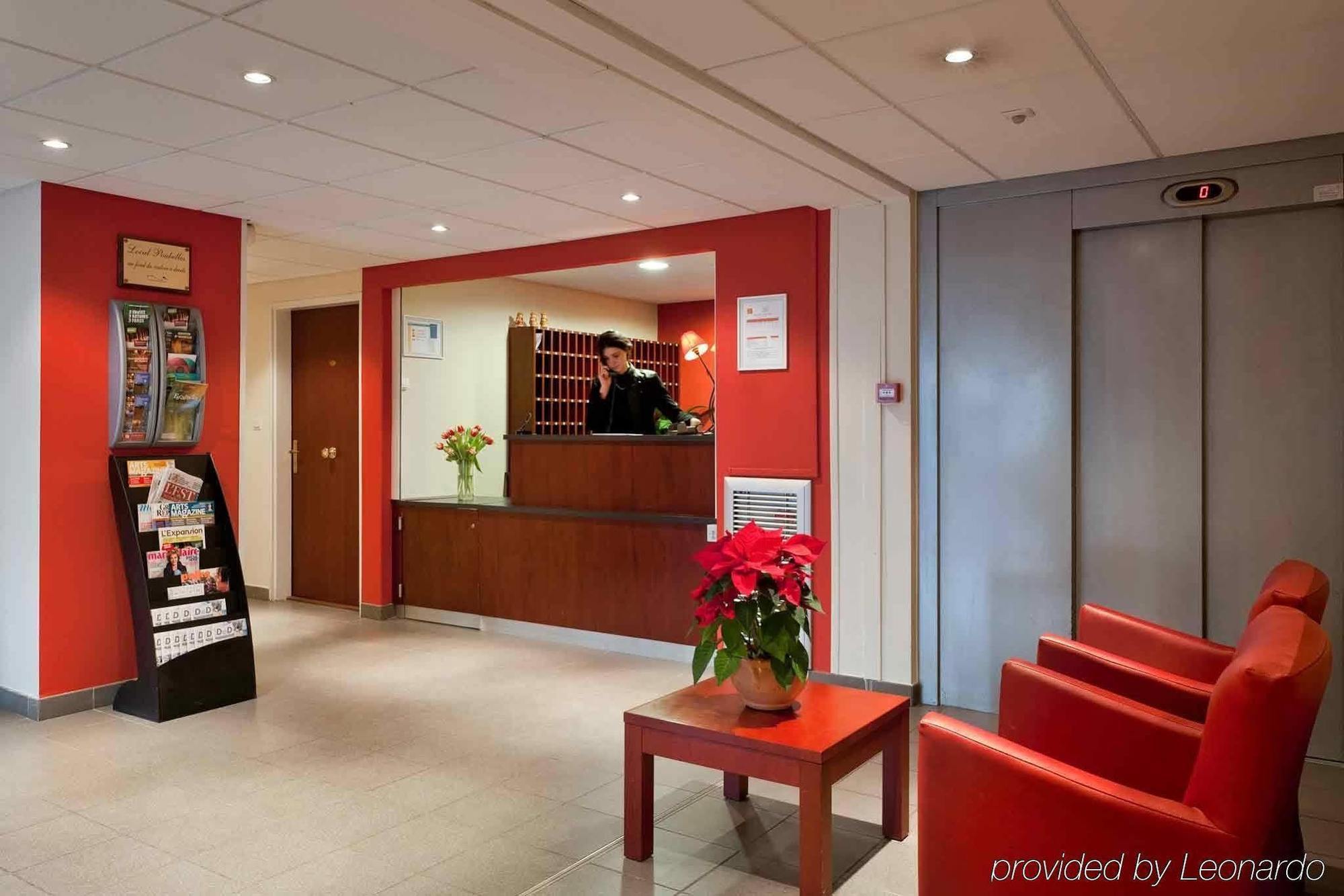 Comfort Aparthotel Besancon La City Bagian luar foto