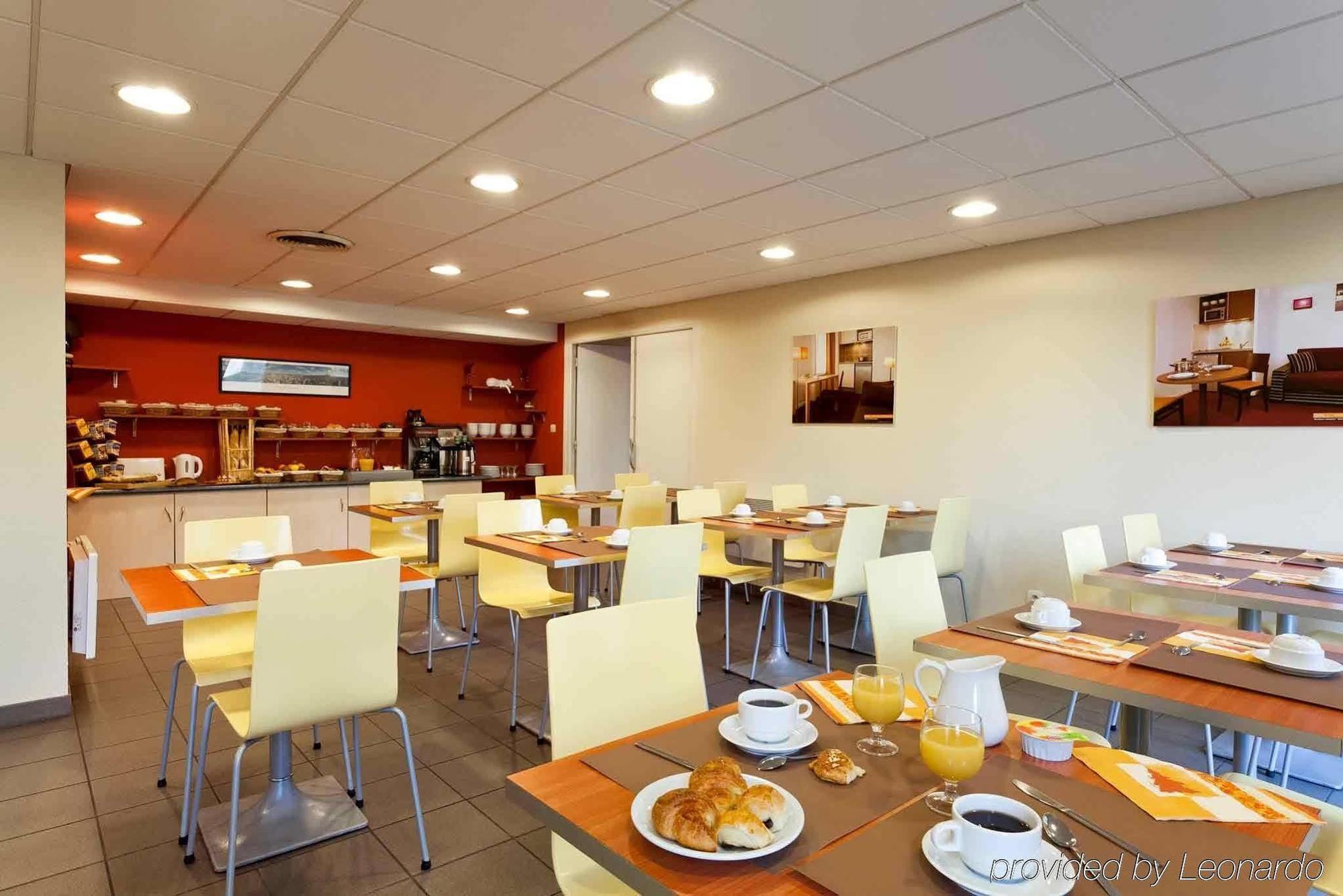 Comfort Aparthotel Besancon La City Bagian luar foto